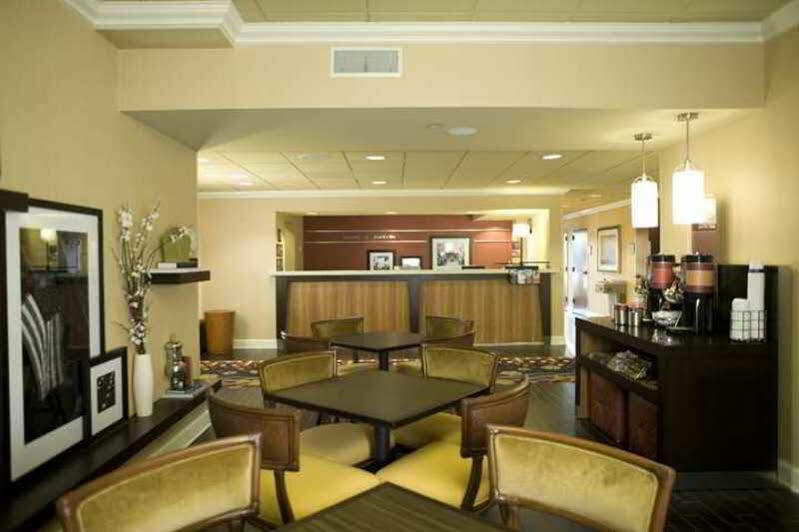 Hotel Hampton